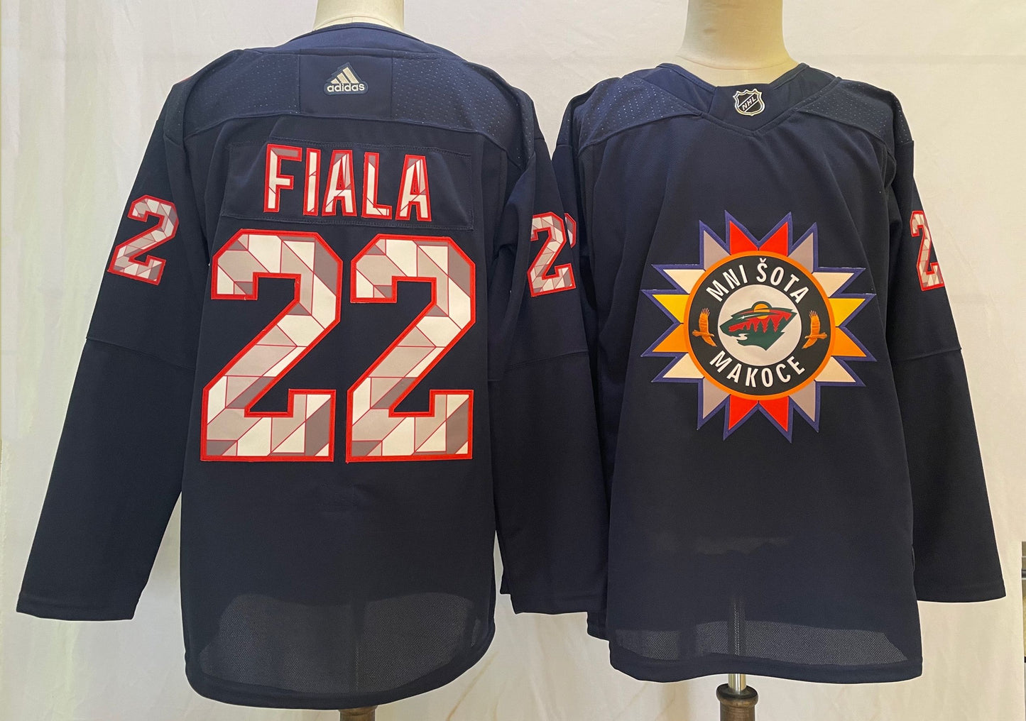 Men's Minnesota Wild Kevin Fiala #22 Black Breakaway Player jersey