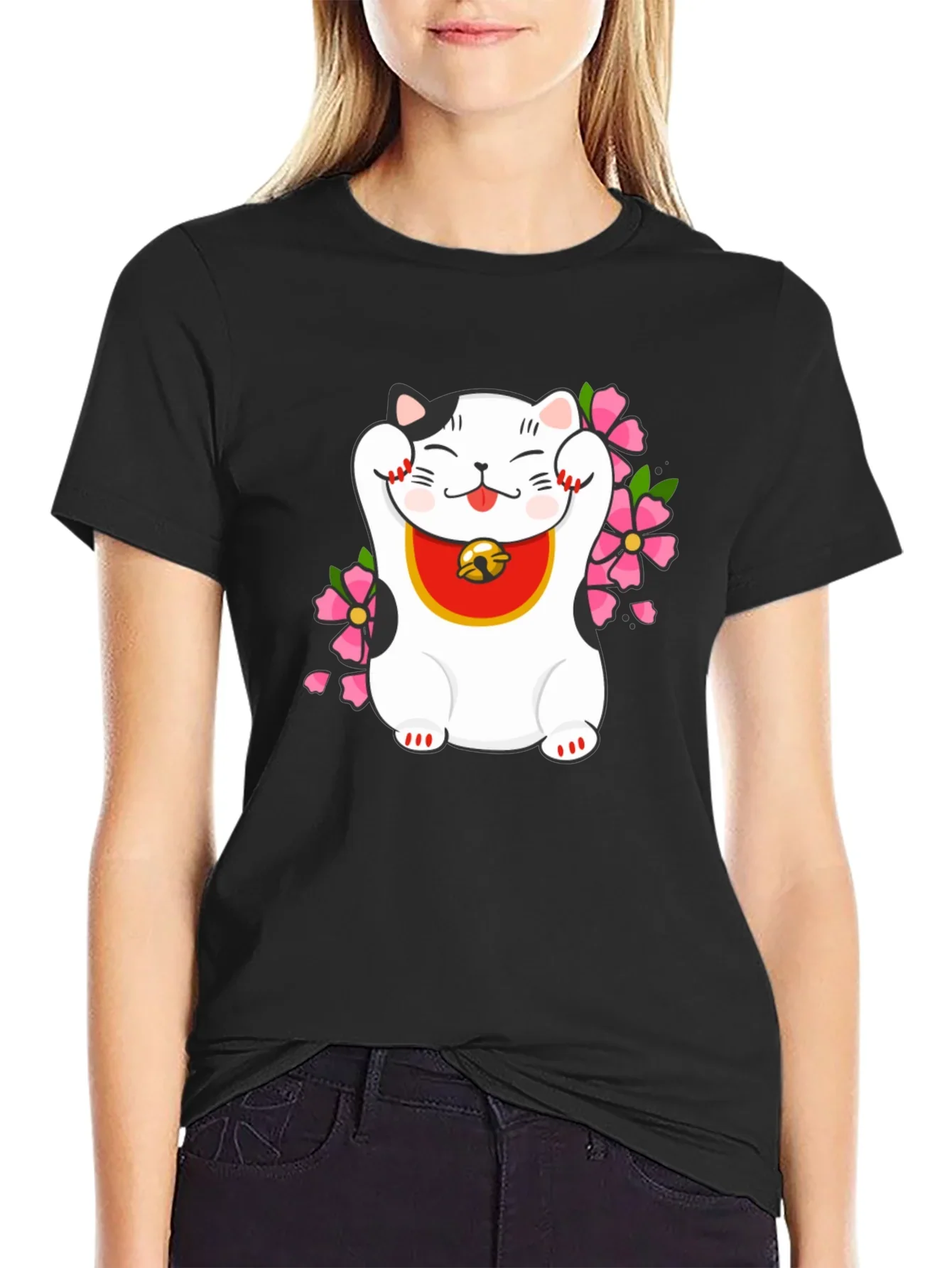 Lucky Cat T-Shirt - Trendy Graphic Tee